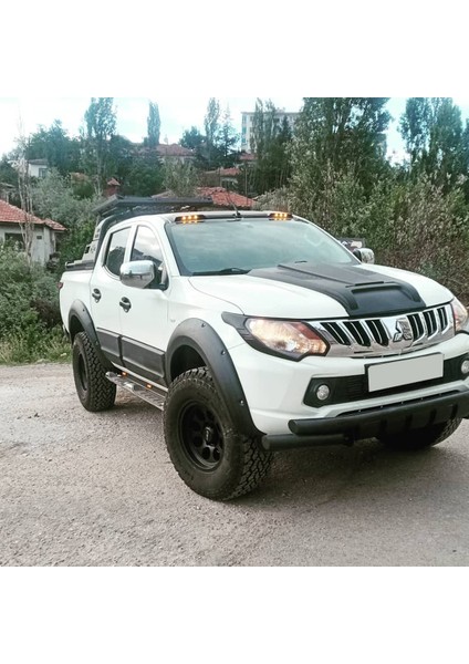 Mitsubishi L200 & Fiat Fullback Uyumlu Çamurluk Seti (4.5 Cm) fırsatları