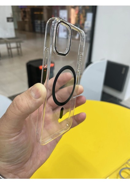 Iphone 12 Uyumlu Şeffaf Magsafe Özellikli Geç Sararma Yapan Kıılıf