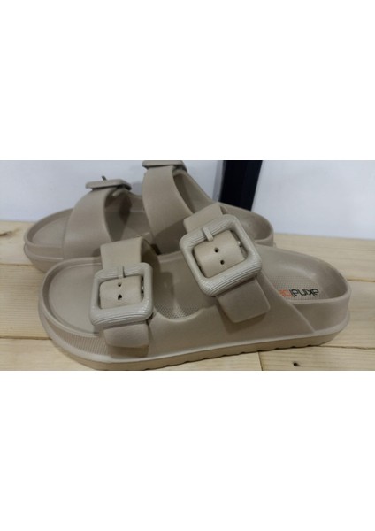Çift Tokalı Rahat Silikon Taban Camel Renkli Terlik