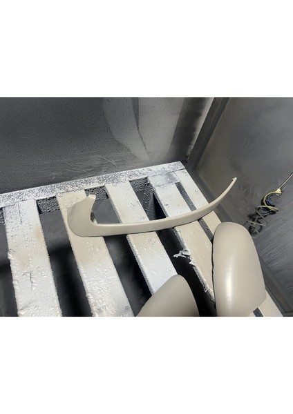 Opel Omega Far Altı Plastik Parça fiyatları