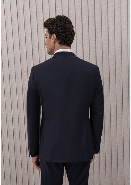 Erkek Yünlü Slim Fit Sivri Yaka Yelekli Takım Elbise