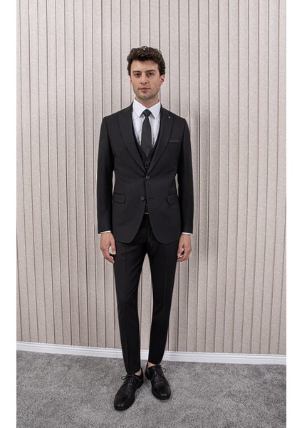 Erkek Yünlü Slim Fit Sivri Yaka Yelekli Takım Elbise