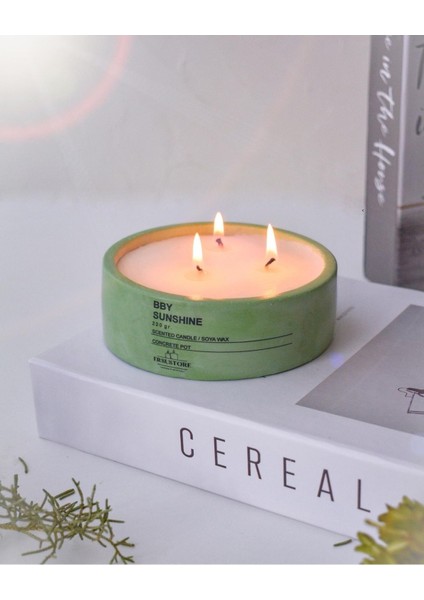 Yeşil büyük boy kokulu beton saksılı dekoratif vegan mum, hoş ud aroması modelleri
