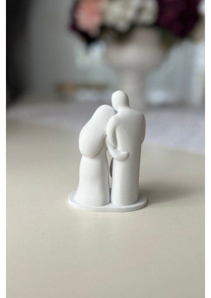 Aşk ve Birlik Temalı Aile Heykeli - Dekoratif Anneler Günü Babalar Günü Hediyesi (10X7 Cm)