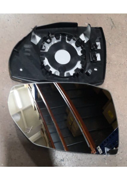 4M0857537E Ayna Camı Sol Q5 2017-2022Q7 2016-2022