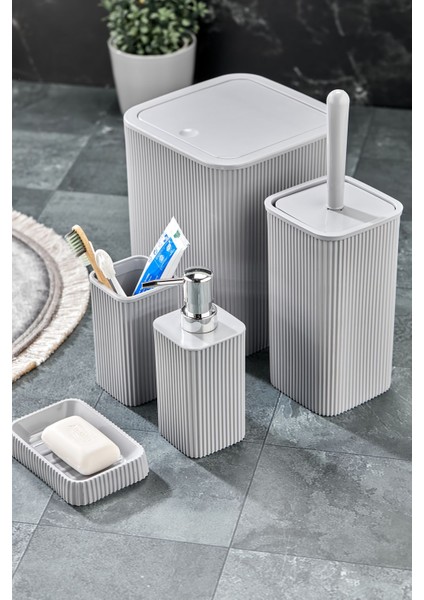 Gri 5 Parça Kare Banyo Seti, şık tasarım ve düzen sağlayan temizlik ürünleri fiyatları