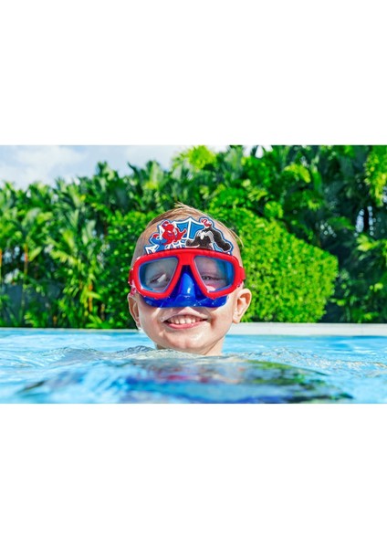 Rengarenk çocuk maskesi, konforlu ve güvenli tasarım, bej renk, 3+ yaş için ideal modelleri