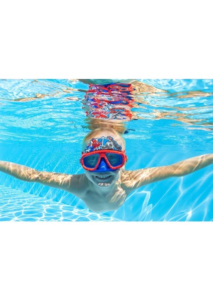 Rengarenk çocuk maskesi, konforlu ve güvenli tasarım, bej renk, 3+ yaş için ideal