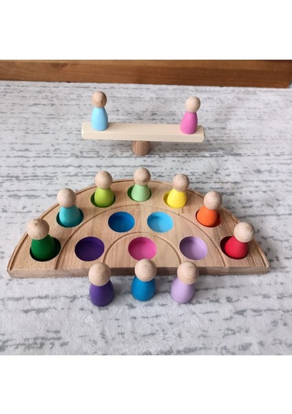Peg Bebek ve Gökkuşağı Tabla Eşleştirme 12'lii Insan Figürleri (Waldorf)