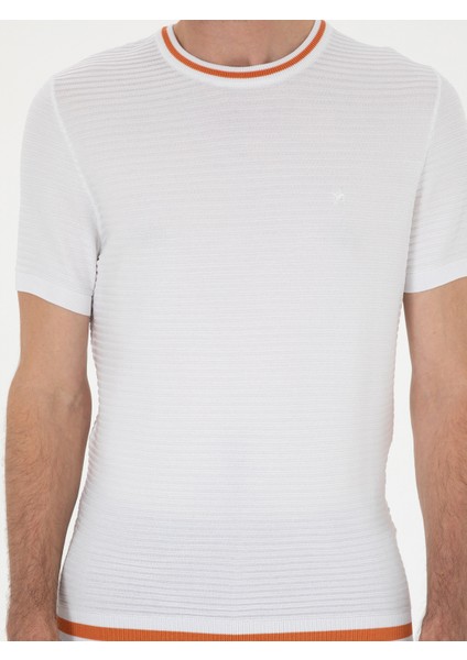 Erkek Beyaz Slim Fit Bisiklet Yaka Triko T-Shirt 50285359-VR013
