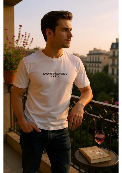 Erkek Slim Fit Enjeksiyon Baskılı Pamuklu T-Shirt