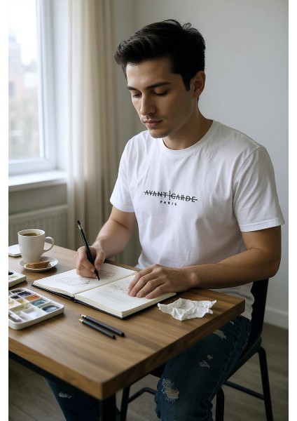 Erkek Slim Fit Enjeksiyon Baskılı Pamuklu T-Shirt indirimleri