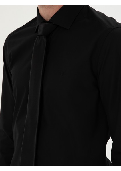 Erkek Siyah Slim Fit %100 Pamuk Yarım İtalyan Yaka Basic Gömlek 50294755-VR046
