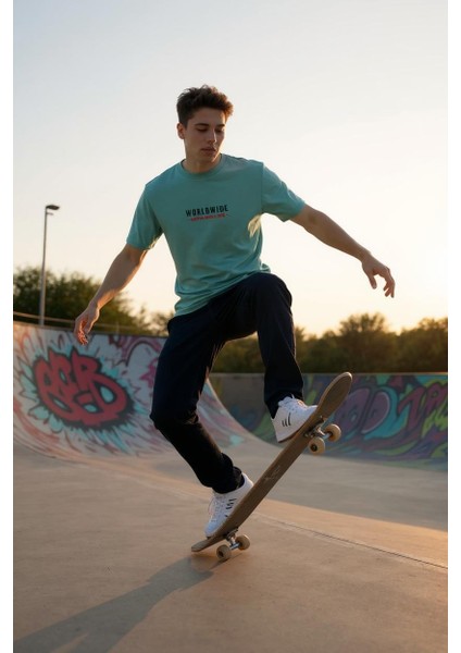 Erkek Slim Fit Enjeksiyon Baskılı Pamuklu T-Shirt fiyatları