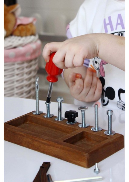 Duyusal Öğrenme Seti, Montessori Tornavida Tahtası, Beyaz, 2-5 yaş, Beceri Geliştirici