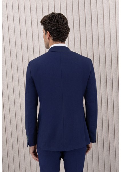 Erkek Likralı Slim Fit Sivri Yaka Yelekli Takım Elbise