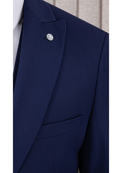 Erkek Likralı Slim Fit Sivri Yaka Yelekli Takım Elbise