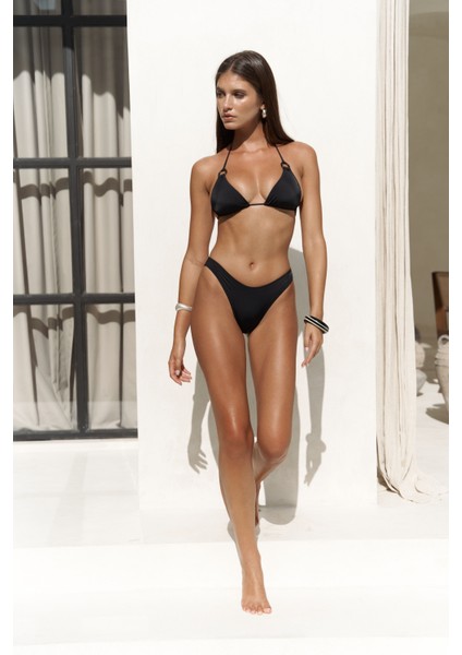 Samudra Halka Detaylı Siyah Bikini Üstü