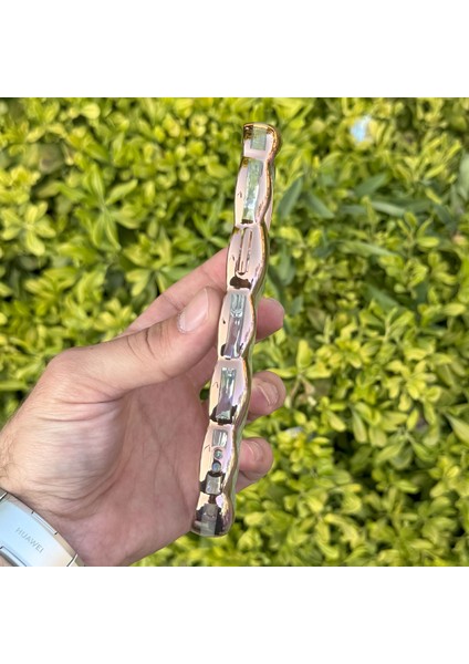 Apple iPhone 12/12 Pro Kılıf Hologramlı Pofuduk Darbe Önleyici Silikon Kapak