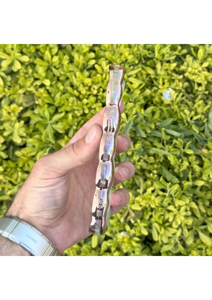Apple iPhone 15 Pro Kılıf Hologramlı Pofuduk Darbe Önleyici Silikon Kapak modelleri