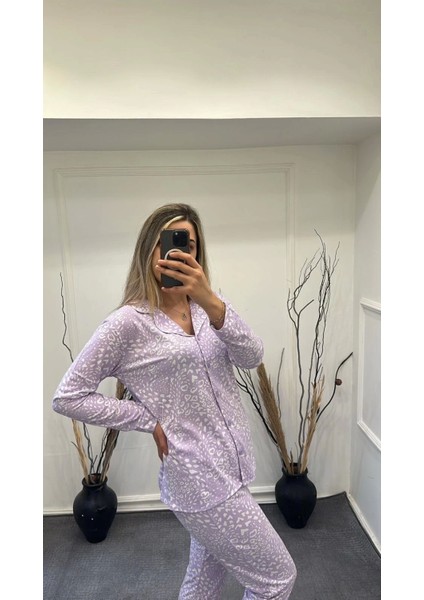 Bayan Önü Düğmeli Desenli Pijama Takımı