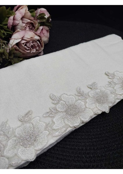 Kadife Kumaş El ve Yüz Havlusu 50x90cm, yumuşak ve şık dokunuş modelleri