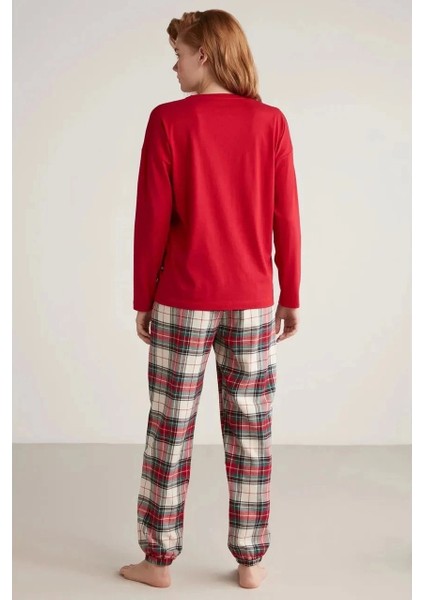 Kadın Uzun Kollu Ekoseli Pijama Takımı fırsatları