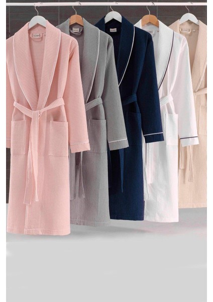 Yumuşak ve emici pamuk pike bornoz, tekil veya set halinde, ev kullanımı için ideal