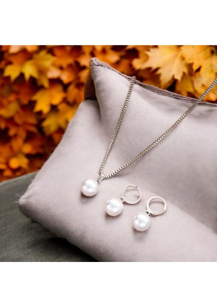 Kadın , Kız Gümüş Renk Sallantılı Kolye , Küpe Seti