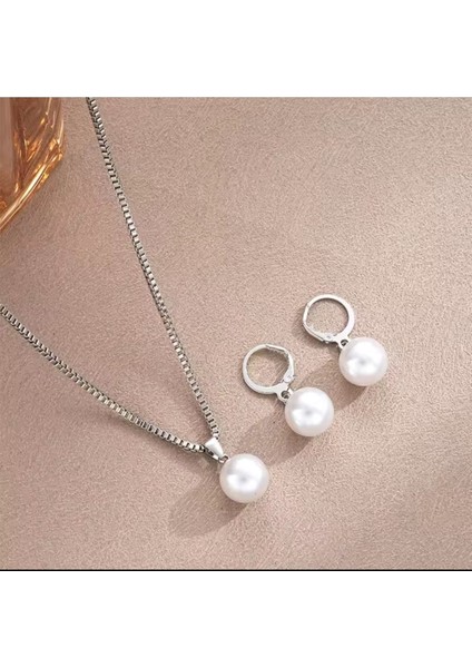 Kadın , Kız Gümüş Renk Sallantılı Kolye , Küpe Seti fiyatları