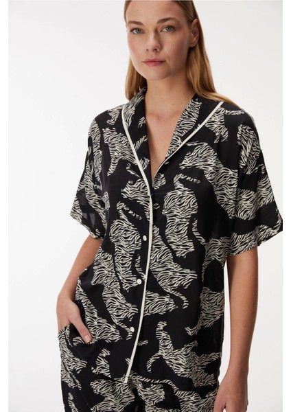 Bayan Kısa Kol Gömlek ve Pantolon Takım