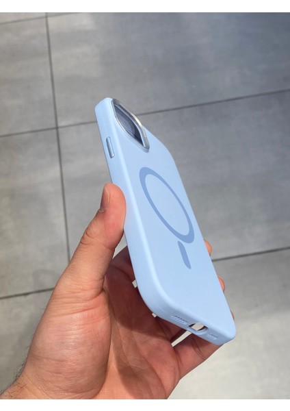 Iphone 14 Plus ve 15 Plus Uyumlu Magsafe Şarj Destekli Içi Kadife Silikon Kılıf