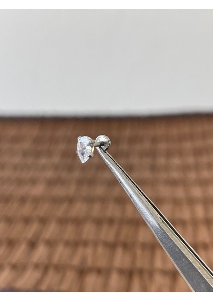 316 L Cerrahi Çelik Baget Taşlı Dudak Helix Tragus Kıkırdak Piercingi