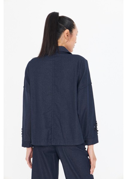 Kolları ve Önü Taşlı Denim Gömlek