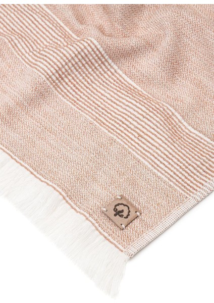 Yumuşak ve şık 4'lü pamuk havlu seti, 50x90 cm, doğal renkler, yüz havlusu modelleri