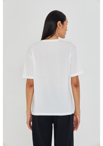 Çoklu Kalp Baskılı Taşlı T-Shirt