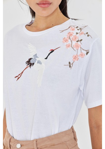 Kuş Nakışlı Süprem T-Shirt modelleri
