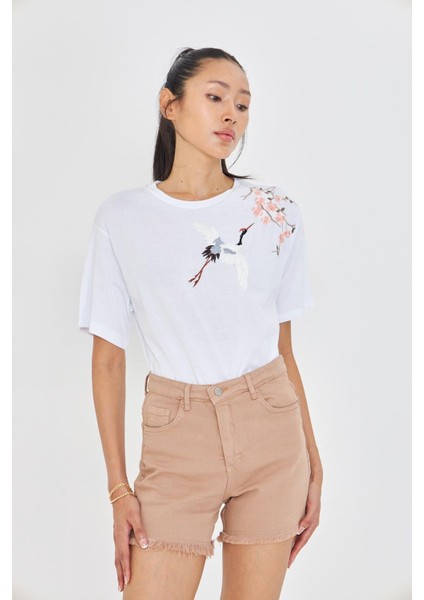 Kuş Nakışlı Süprem T-Shirt indirimleri