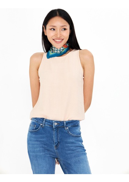 Damla Detaylı Keten Görünümlü Bluz