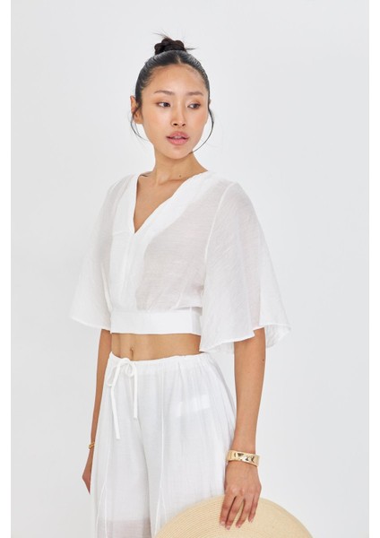 V Yaka Sırt Dekolteli Bluz fırsatları