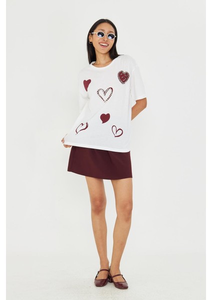 Çoklu Kalp Baskılı Taşlı T-Shirt fiyatları