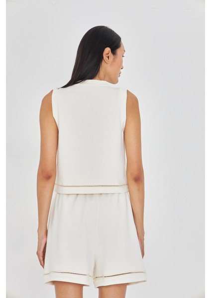 Şerit Detaylı Sıfır Kol Modal T-Shirt modelleri