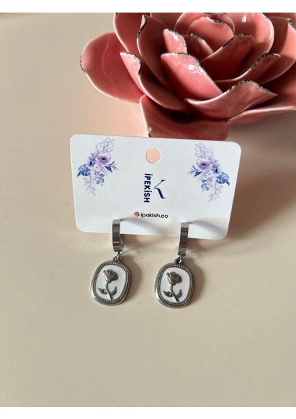Mineli, Lale Figürlü, Silver Renk, Sallantılı Küpe – Paslanmaz Çelik Küpe