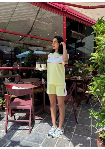 Kadın Kısa Kol Bisiklet Yaka Biye Detaylı Tshirt Şort Modal Kumaş Takım fırsatları