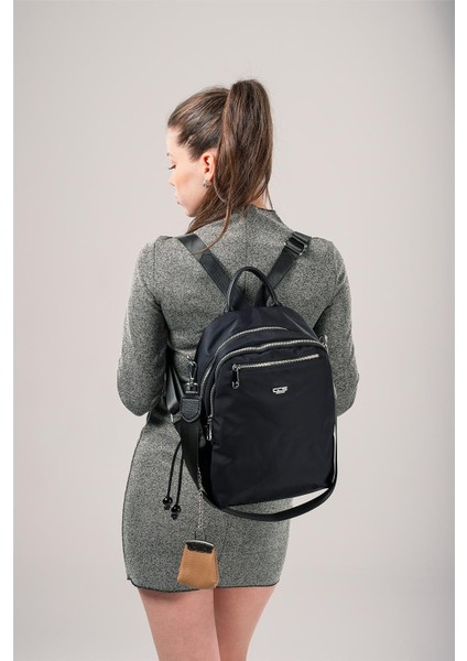 Kadın 18022 Sırt Ve Omuz Çantası fiyatları