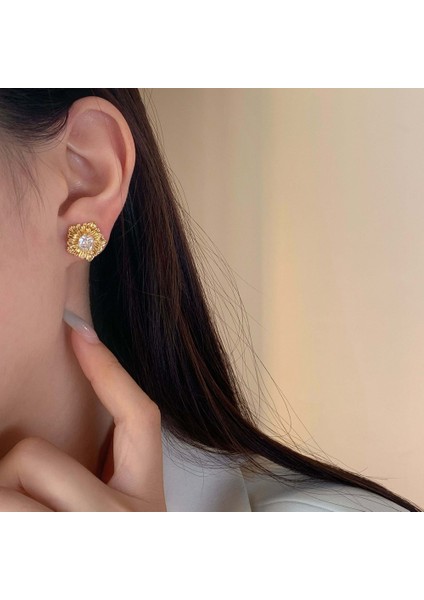 Düzensiz Küpeler Niş Trend Moda Kişilik Küpeler Kadın (Yurt Dışından) modelleri