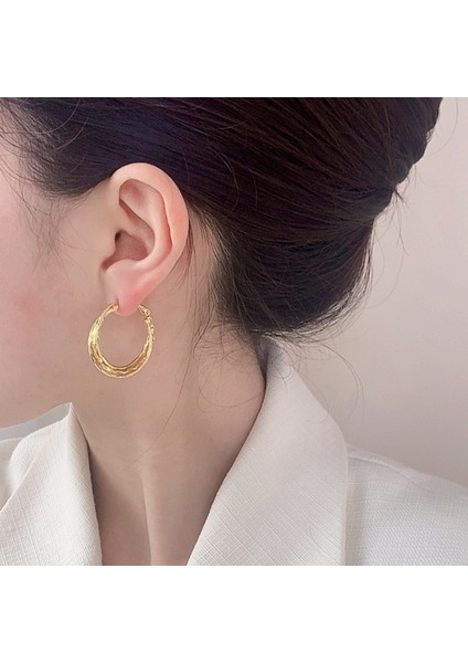 Düzensiz Küpeler Niş Trend Moda Kişilik Küpeler Kadın (Yurt Dışından) fiyatları