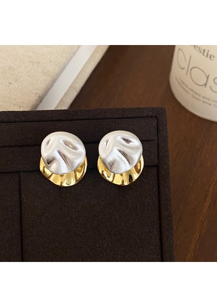 Niş Mizaç Trendi Banliyö Küpeleri (Yurt Dışından)