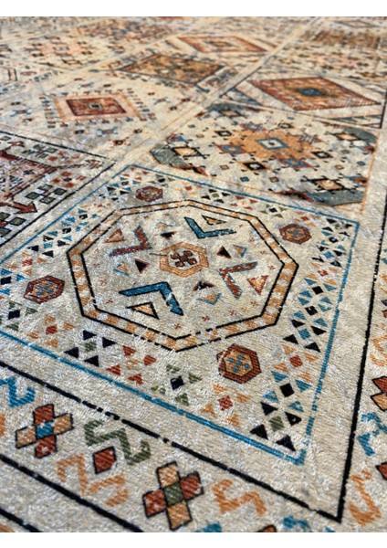 Otantik Desenli Halı fırsatları