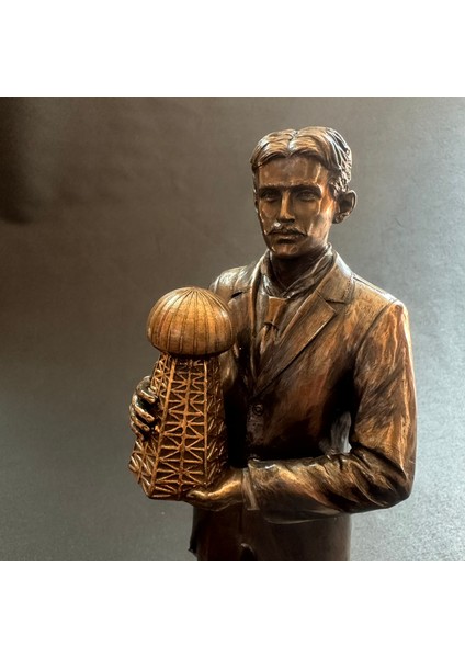 Nikola Tesla Biblo, Tesla Dekor, Tesla Figür